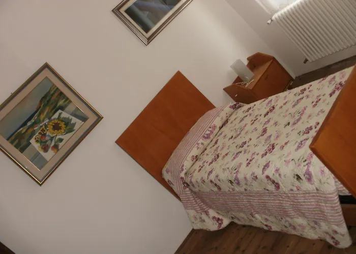 فندق مبيت وإفطار Norma *